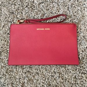 ‼Price Drop‼ Michael Kors wristlet